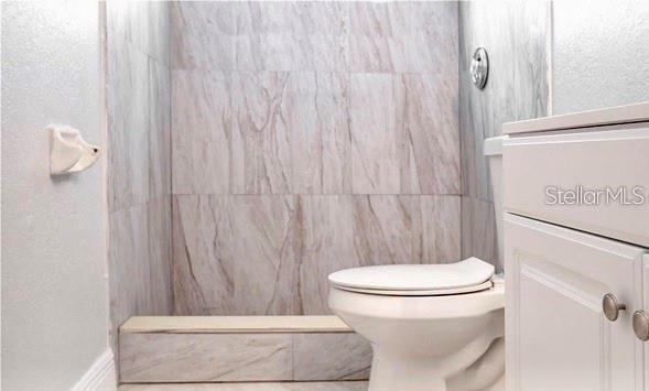 SOUTH VENICE - Residential