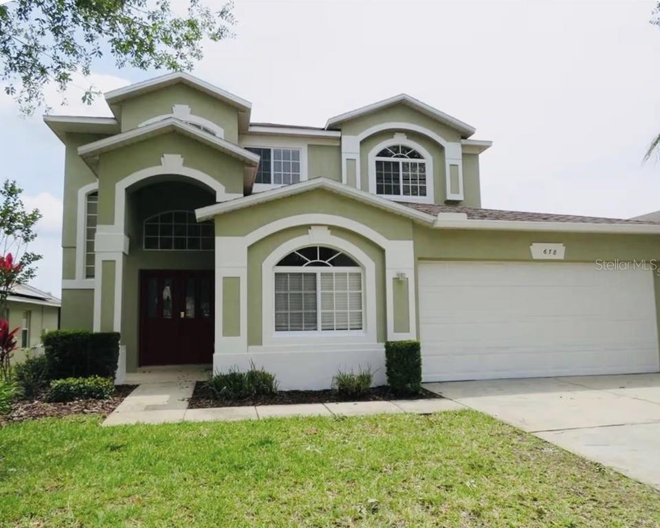 678 HENLEY CIRCLE