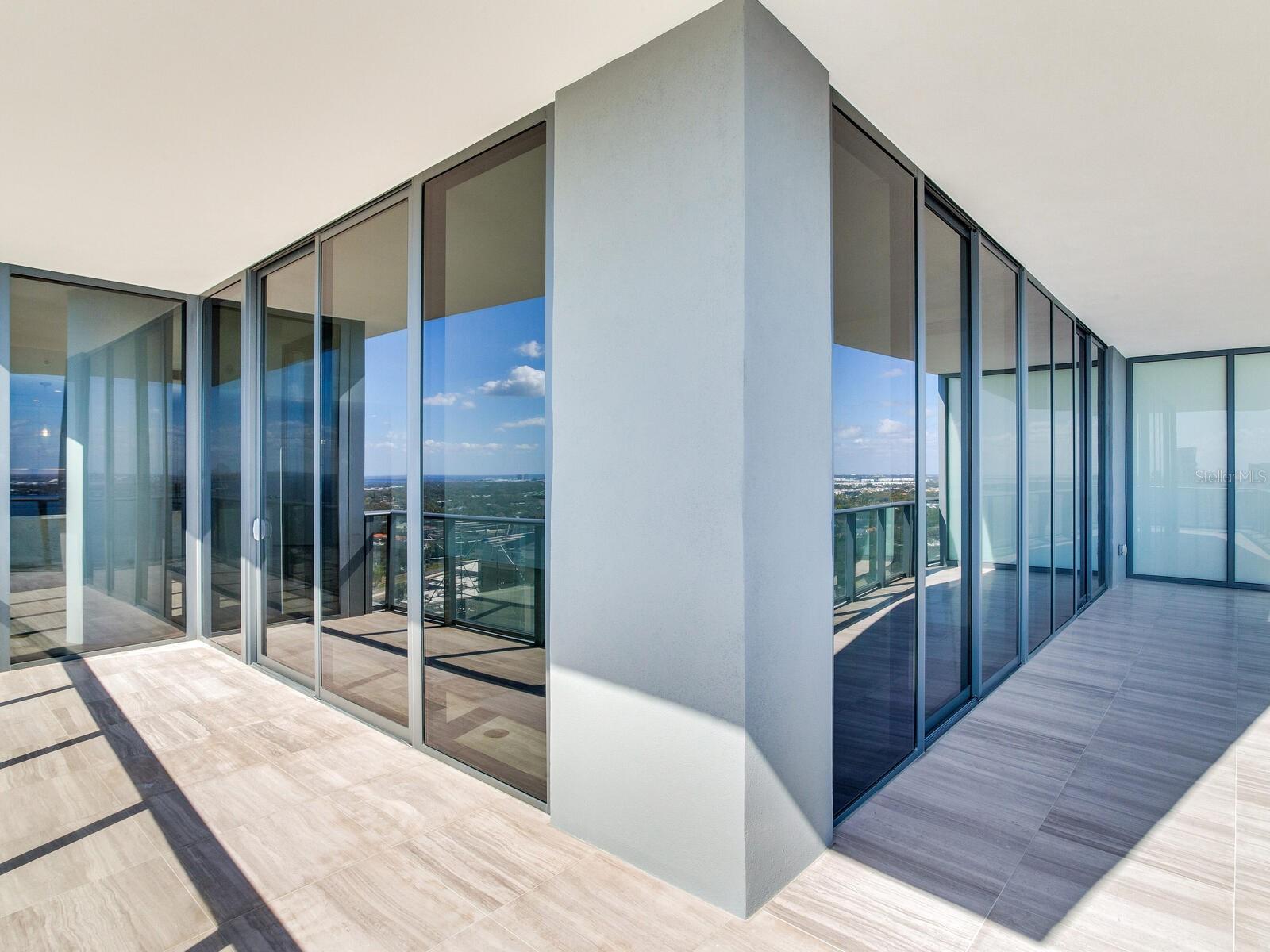 3105 BAY OAKS CONDO PCL #2204 - Residential