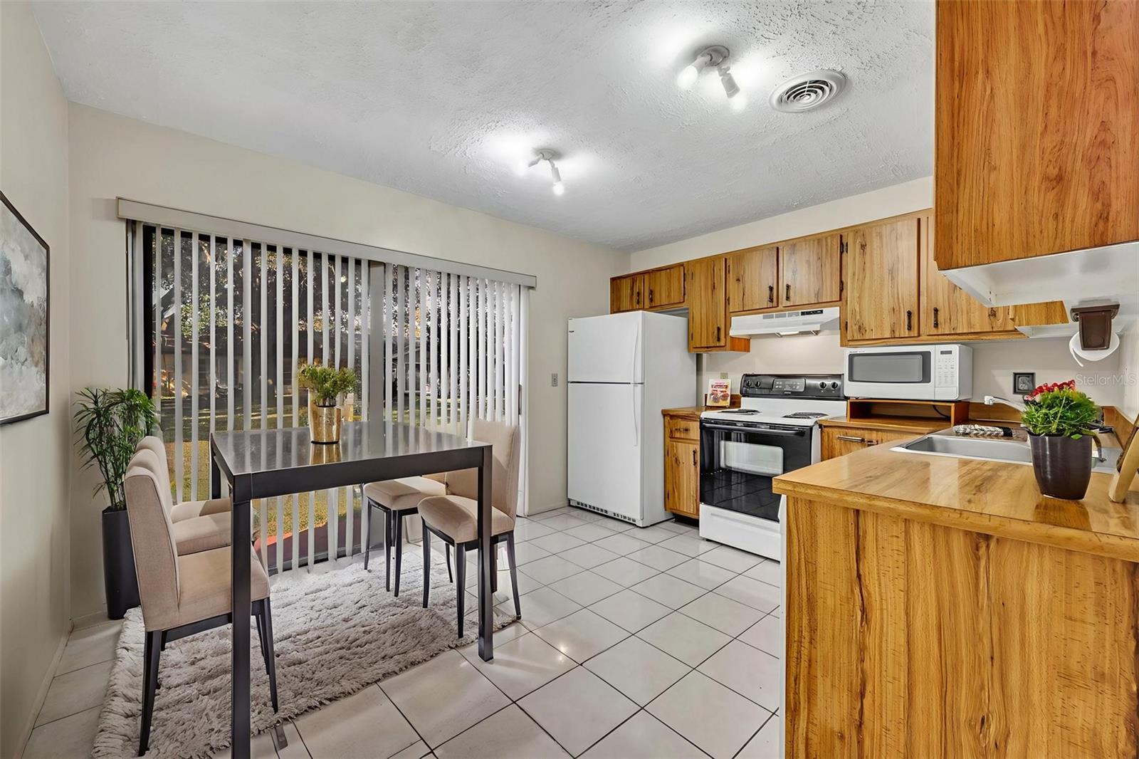 VILLAS COSTA DEL SOL - Residential