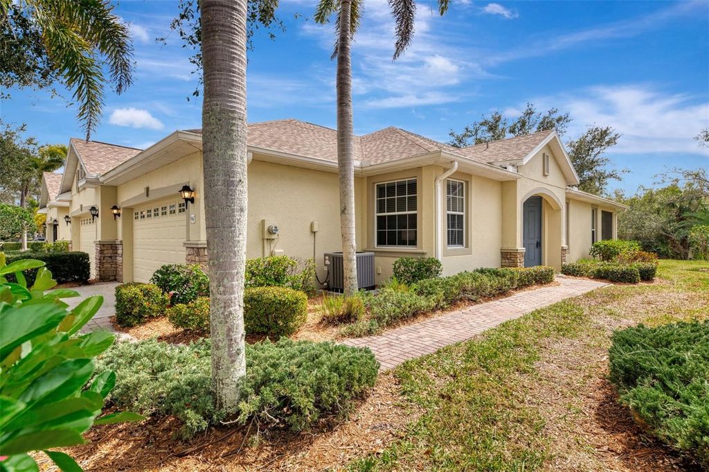 Photo of 9367 Carnaby Drive, Venice, FL 34293 (MLS # N6144204)