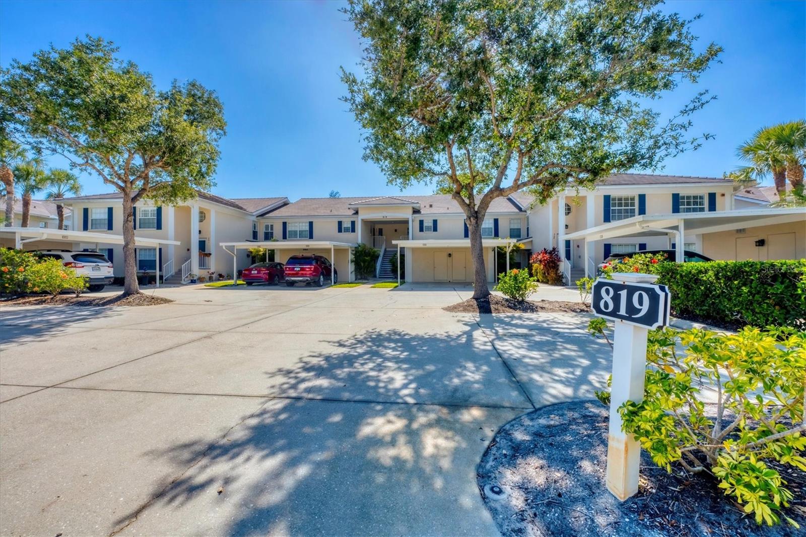 Welcome to this beautifully refreshed 2-bedroom, 2-bath residence nestled in the highly sought-after Plantation Golf & Country Club. This inviting home features updated flooring throughout and recessed lighting in the main living area, creating a warm, modern ambiance. Move in ready features are a new roof(2024) and a brand new hot water heater (2025).
Step outside to your perfect retreat, your patio is perfect for relaxing or entertaining while you feel the privacy of your "preserve" space.
The community is maintenance-free with three pools and a clubhouse. A variety of golf and social memberships at The Plantation are available but not mandatory-enjoy the perks at your own pace! Conveniently located near The Wellen Park Town Center, Atlanta Braves Training Facility, local beaches, and downtown Venice. Whether you're seeking a full-time residence, a seasonal getaway, or an investment opportunity, this home is the home for you.
With its desirable location, fresh interior updates, and serene setting, this property offers a fantastic opportunity to experience Florida living at its finest. Don't miss your chance to own in one of the area's premier golf communities.