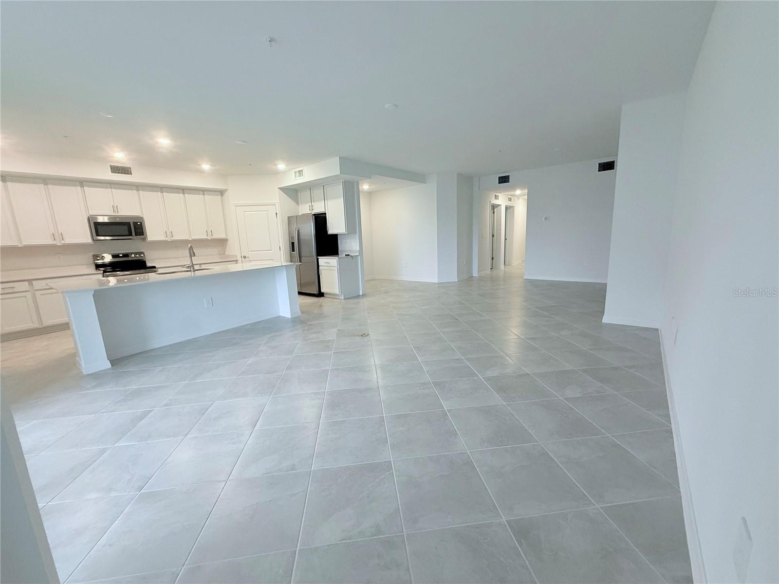 3185 LEGENDS BAY - Residential Lease