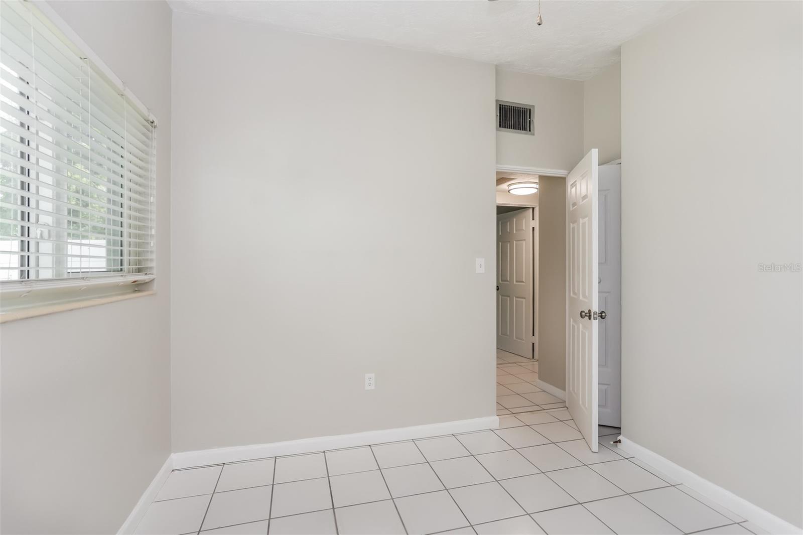CLARK MEADOWS - Residential Lease