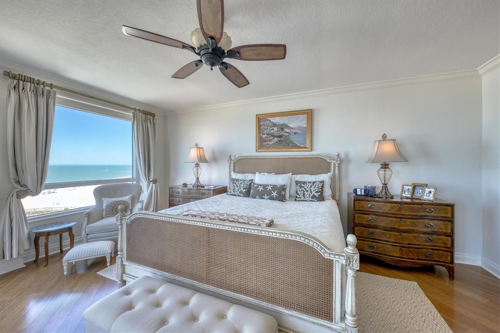 GRANDE ON SAND KEY - Residential