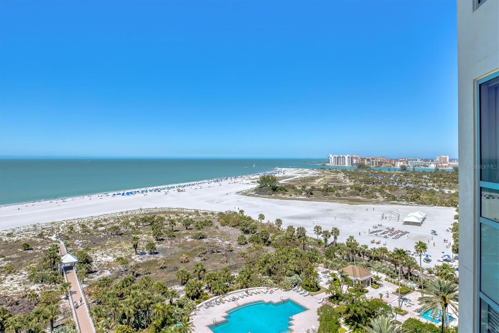 GRANDE ON SAND KEY - Residential