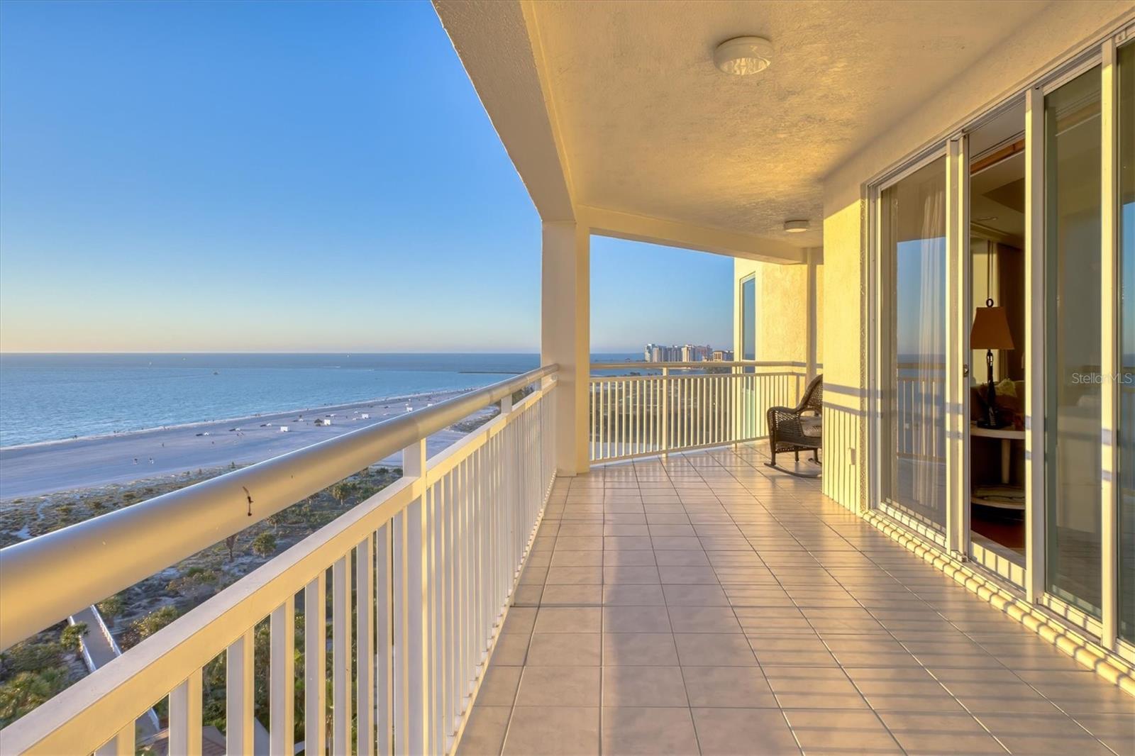 GRANDE ON SAND KEY - Residential