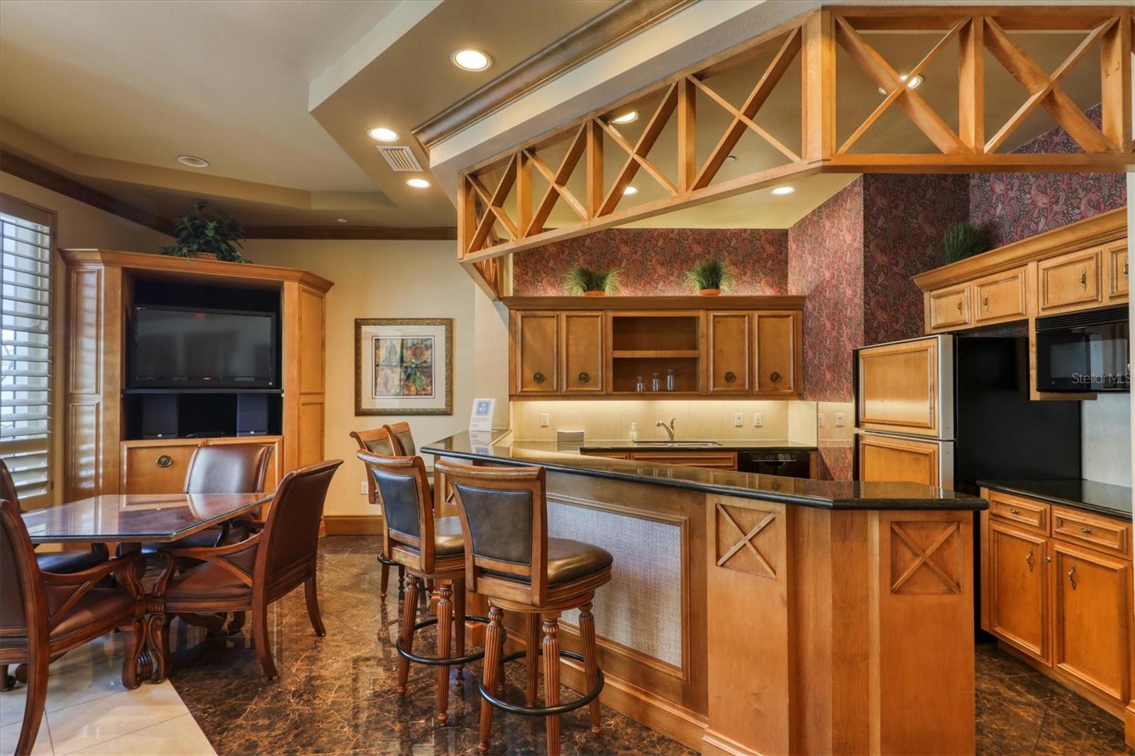 GRANDE ON SAND KEY - Residential