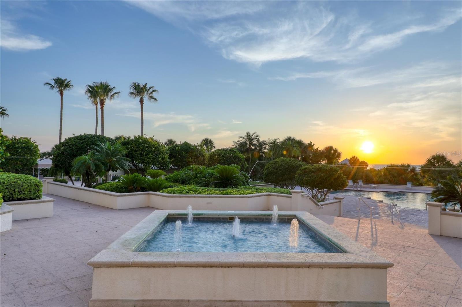 GRANDE ON SAND KEY - Residential