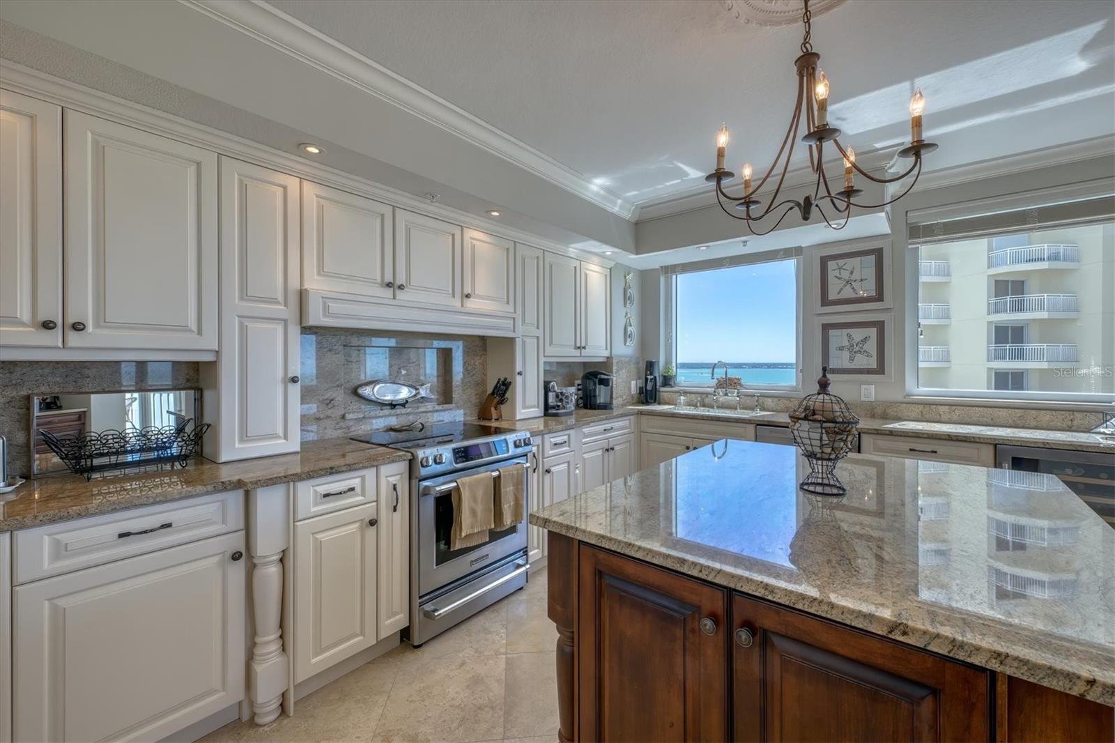 GRANDE ON SAND KEY - Residential