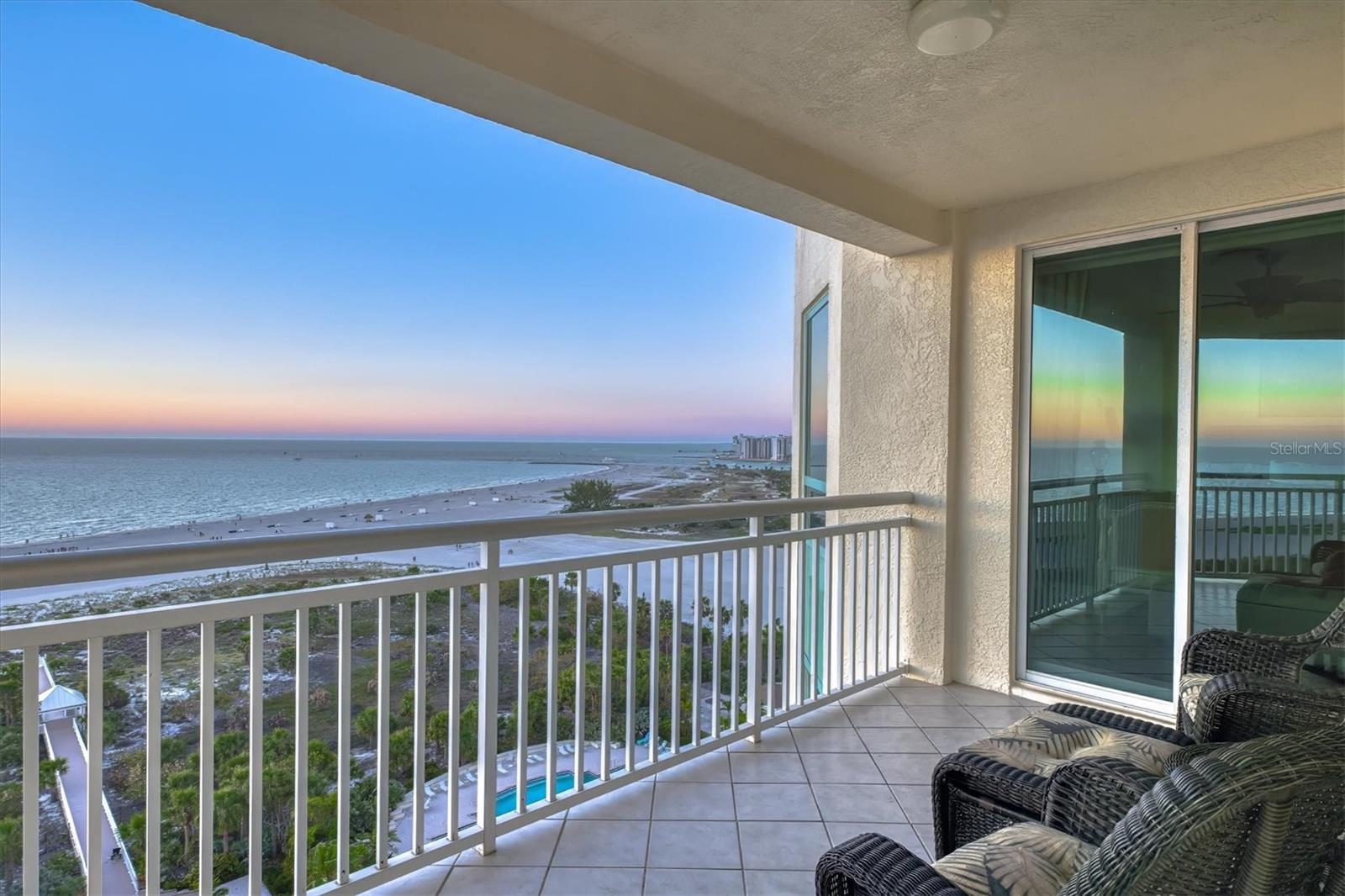 GRANDE ON SAND KEY - Residential