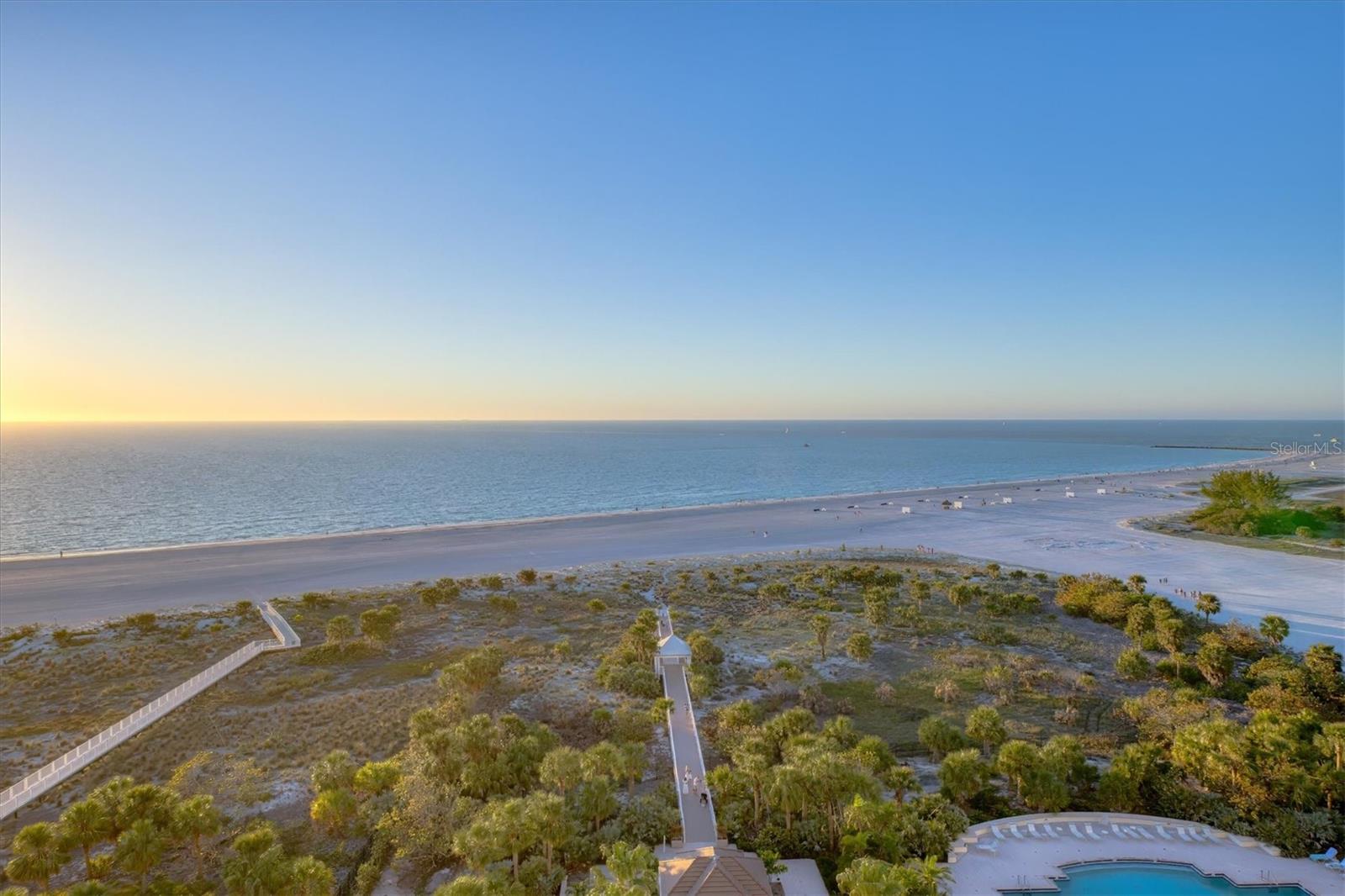 GRANDE ON SAND KEY - Residential