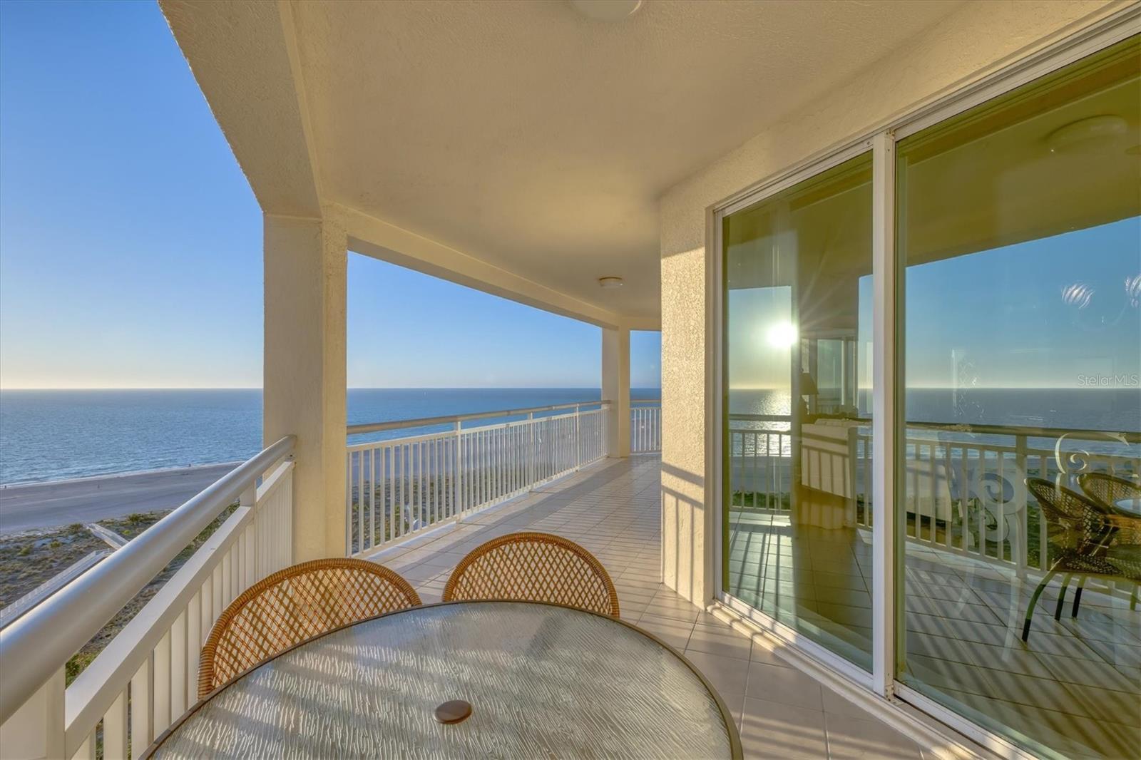 GRANDE ON SAND KEY - Residential