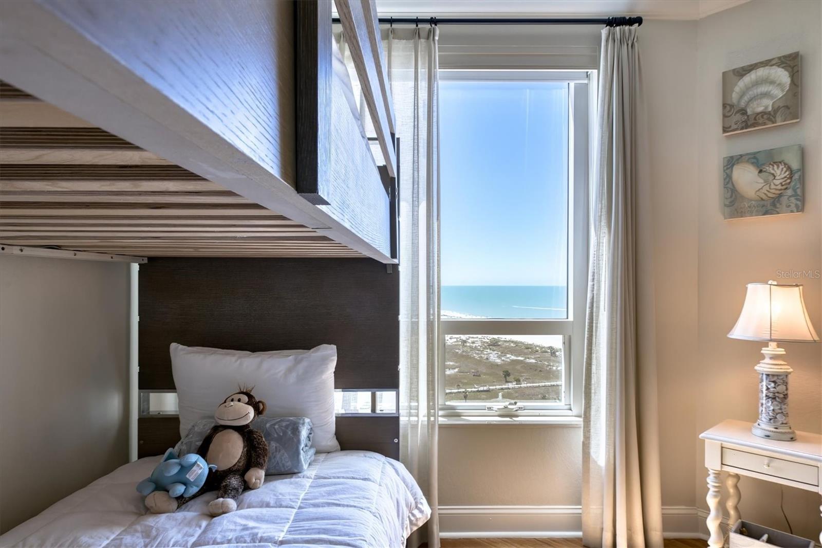 GRANDE ON SAND KEY - Residential