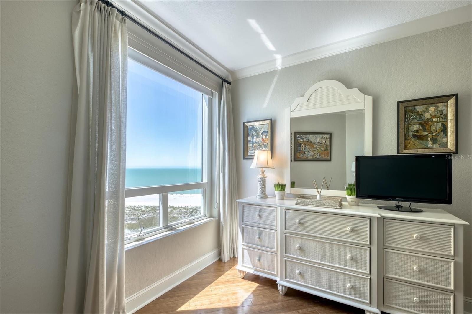 GRANDE ON SAND KEY - Residential
