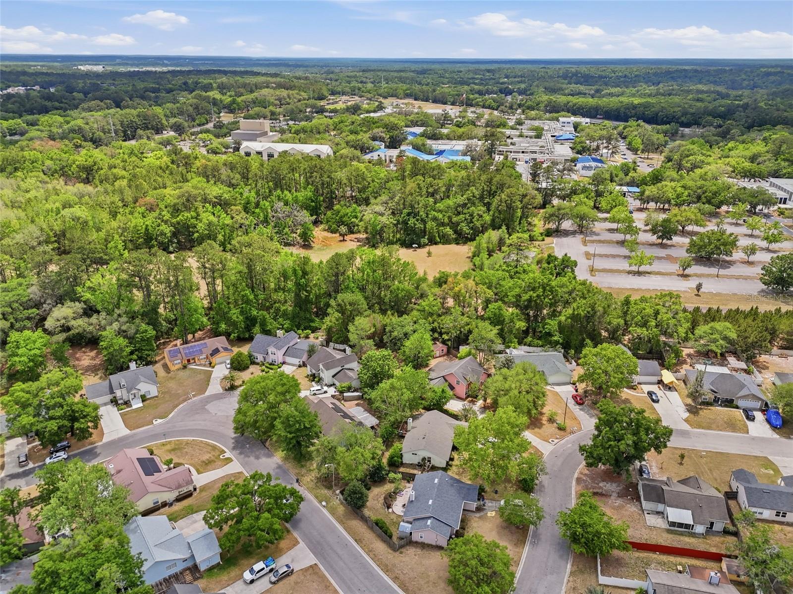 NORTHRIDGE - Residential