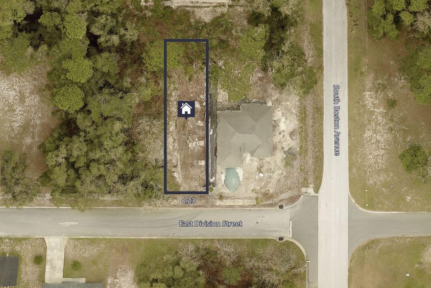 Great opportunity to own a residential lot in a quiet and established area of DeLand. This 0.12-acre property offers a 40-foot frontage. Located near Downtown DeLand, you’ll enjoy easy access to schools, parks, local shops, and major commuter routes. With no HOA and flexible building options, this parcel is ideal for builders, investors, or anyone looking to create a custom residence at an affordable price. Come explore the neighborhood and see the potential this lot has for you.