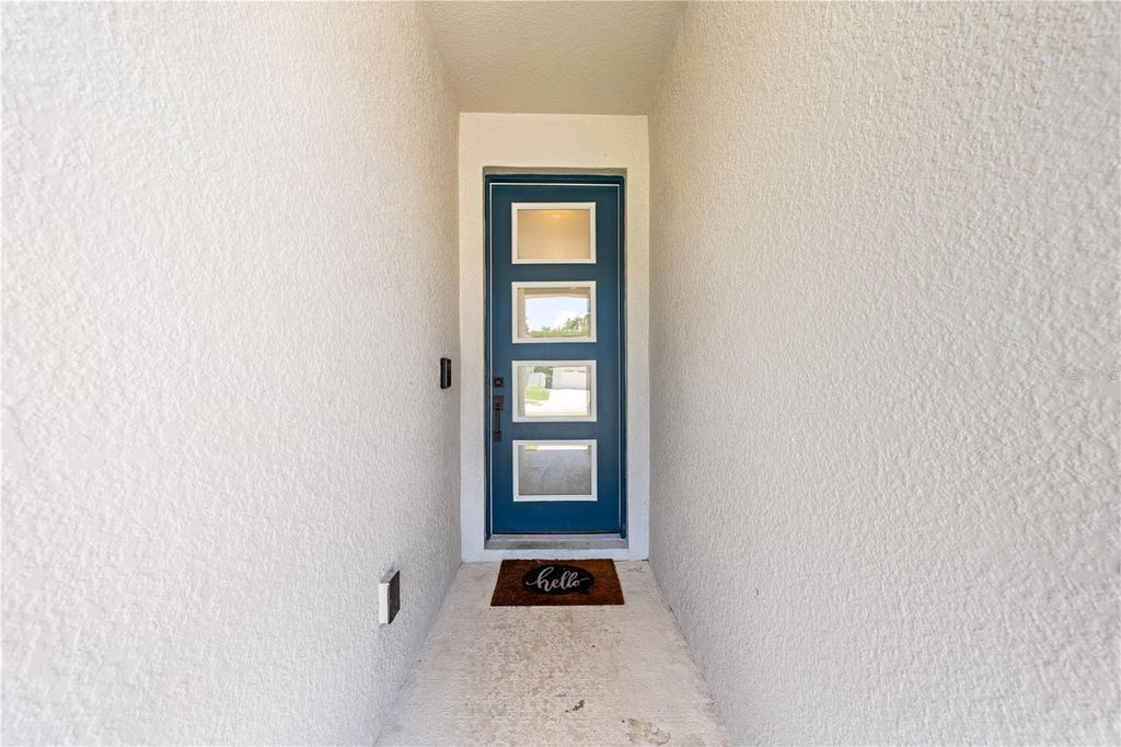 Photo of 4035 Southern Vista Loop, Saint Cloud, FL 34772 (MLS # S5152847)