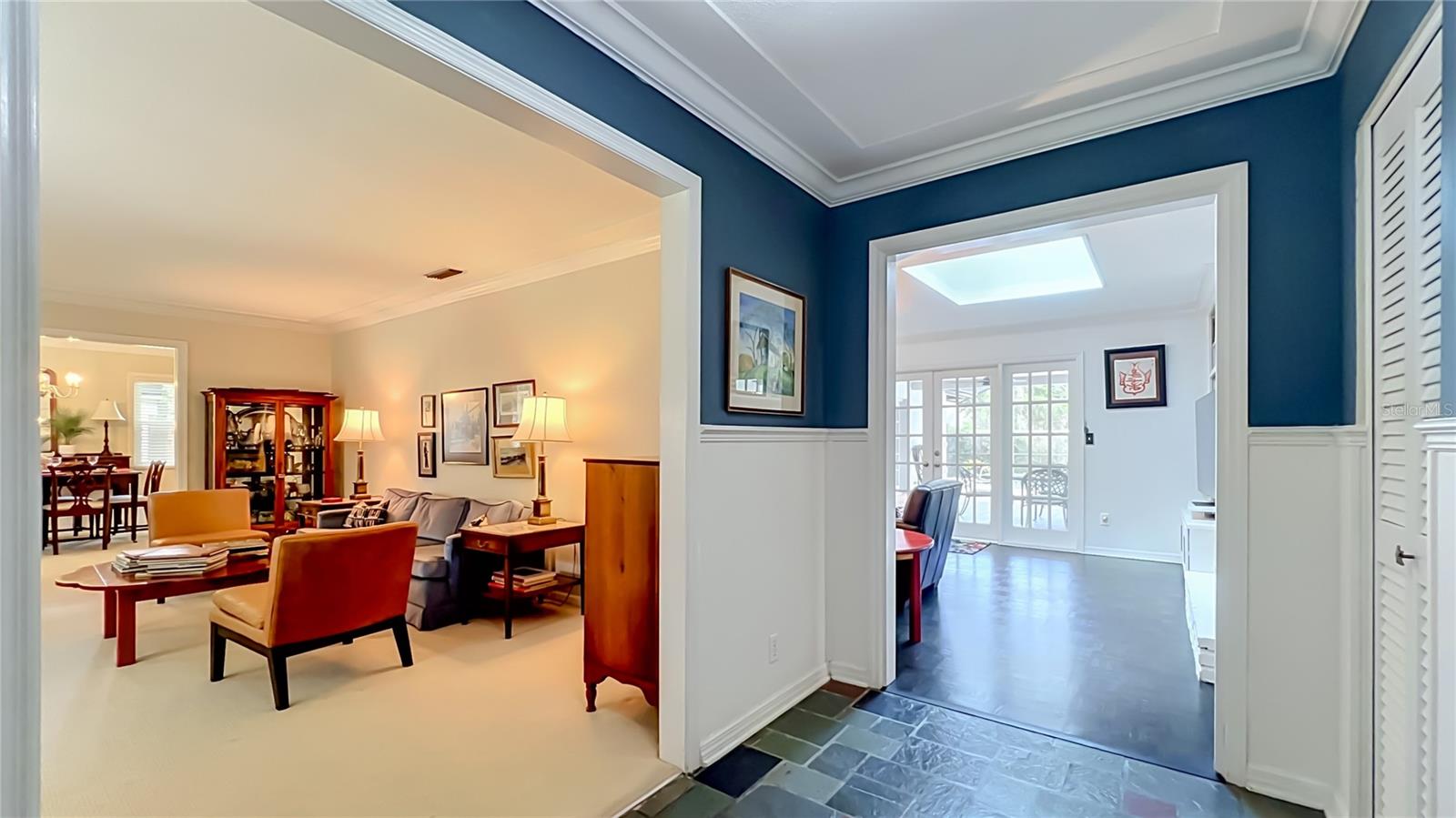 1225 SHARON PLACE