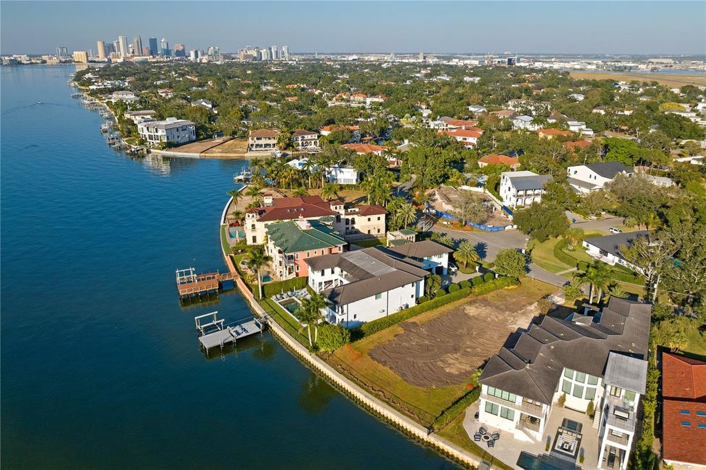 Photo of 80 Martinique Avenue, Tampa, FL 33606 (MLS # TB8368179)