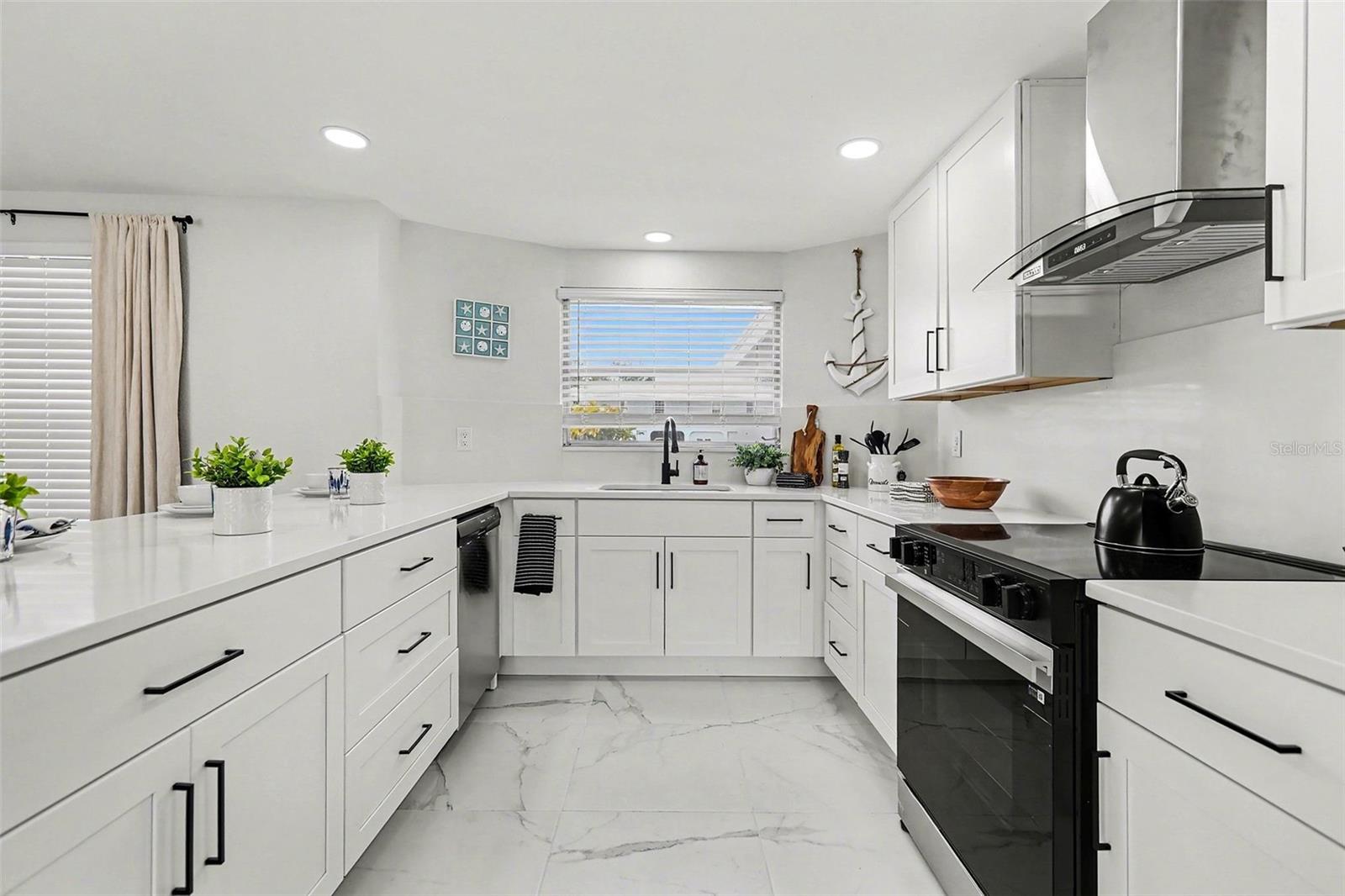 SAGAMORE ESTATES - Residential