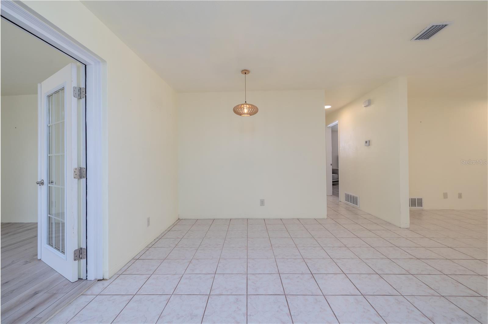 1016 CHEROKEE RANCH ROAD