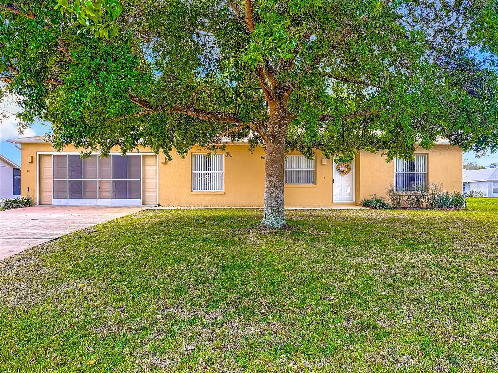 SPRING HILL - Residential