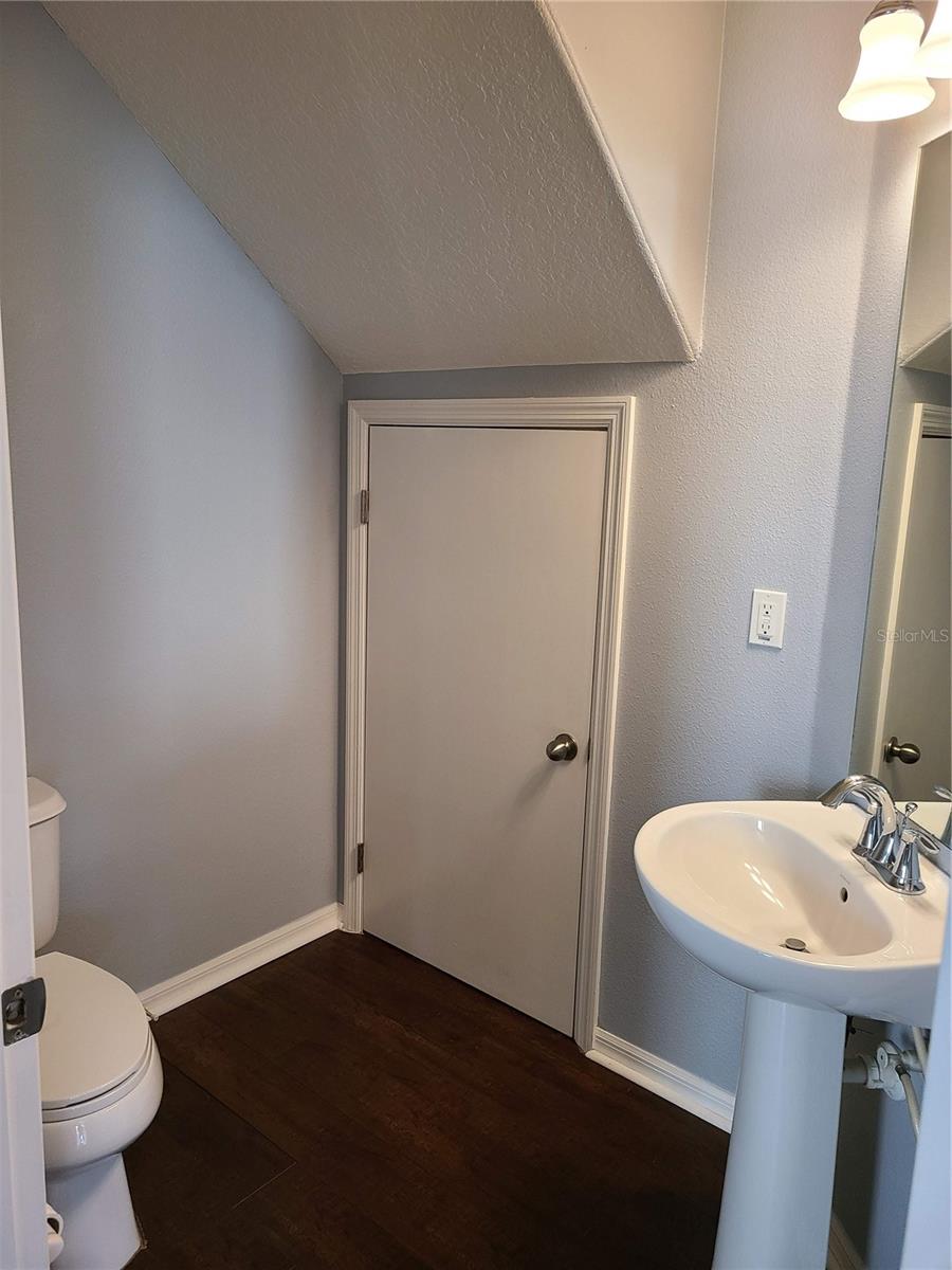 COBBLESTONE LANDING TWNHMS CONDO - Residential