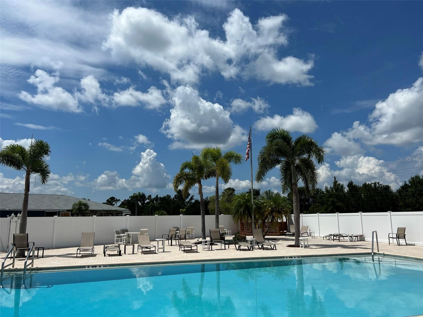 LAKESHORE CHARLOTTE COUNTY PH 02 - Residential Lease