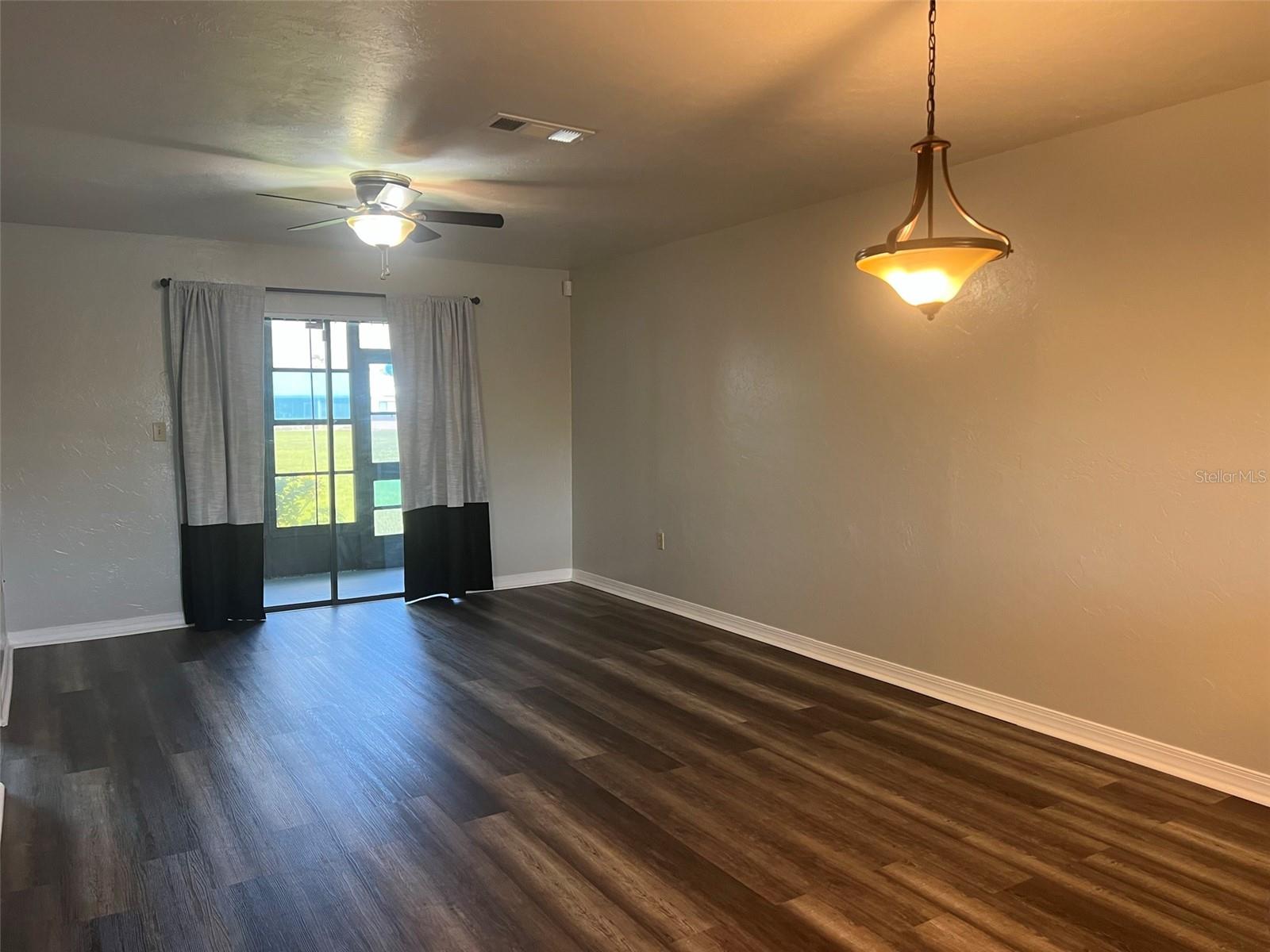 LAKESHORE CHARLOTTE COUNTY PH 02 - Residential Lease