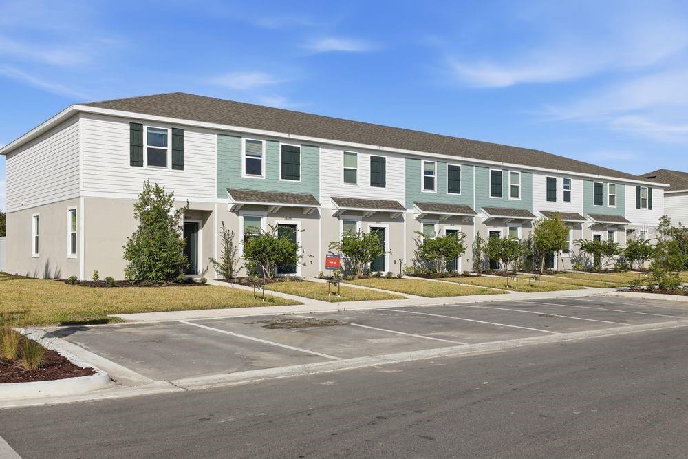 THE TOWNS AT FIRETHORN - Residential