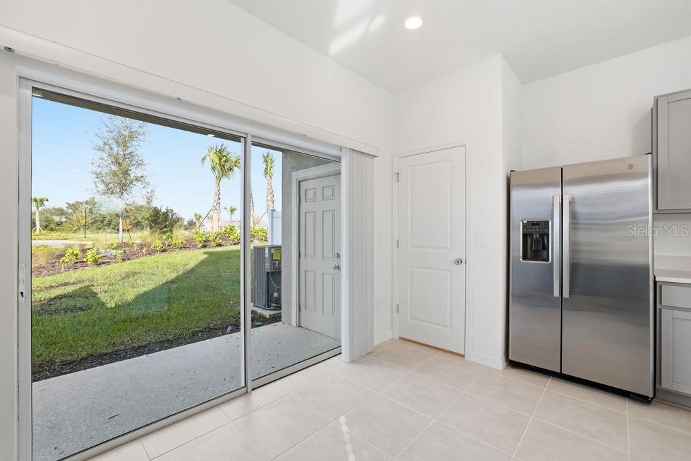 THE TOWNS AT FIRETHORN - Residential