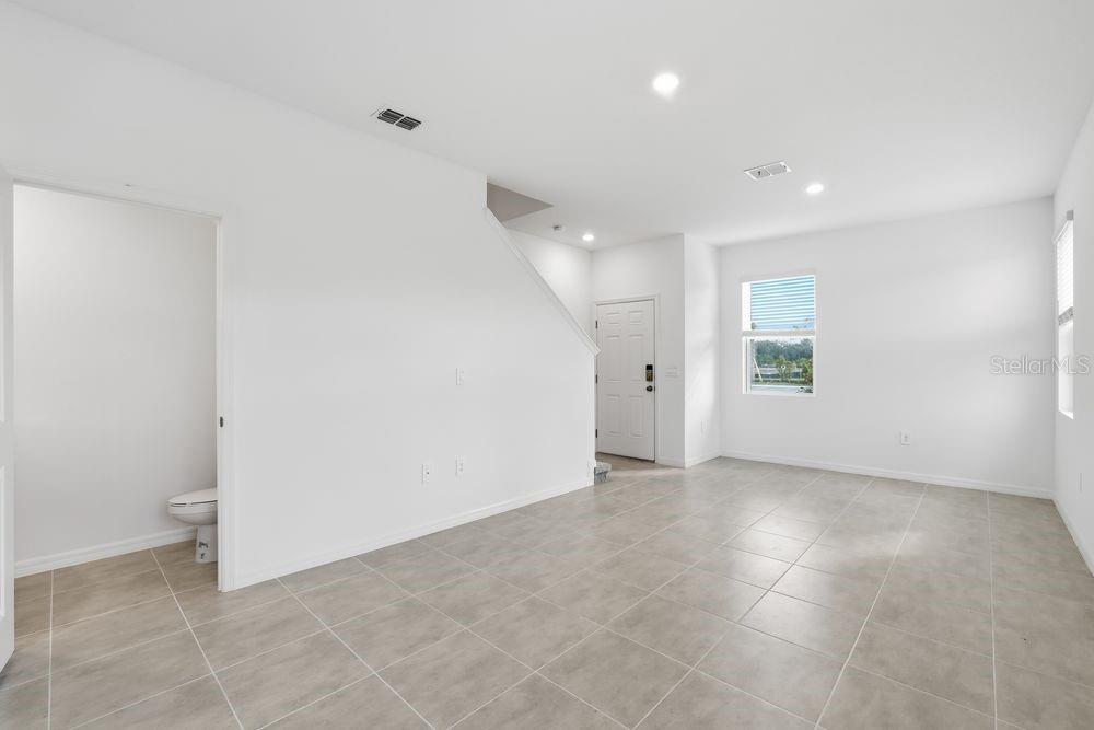 THE TOWNS AT FIRETHORN - Residential