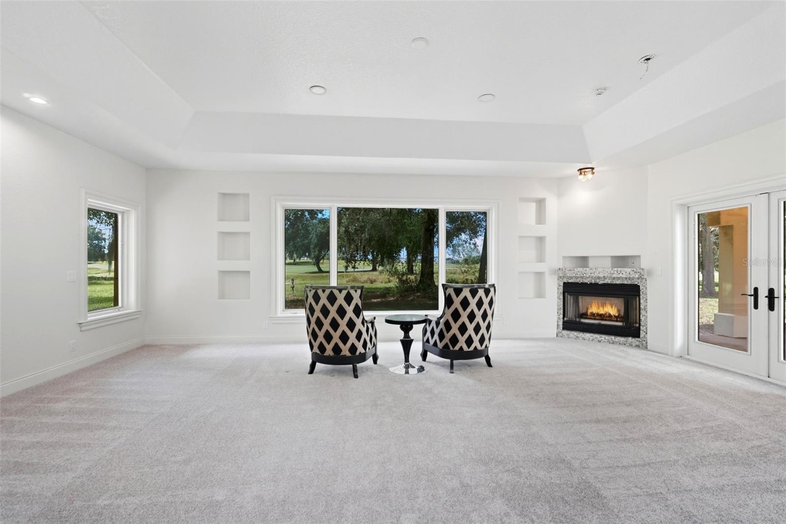 HAPPY TRAILS UNIT 4 - Residential