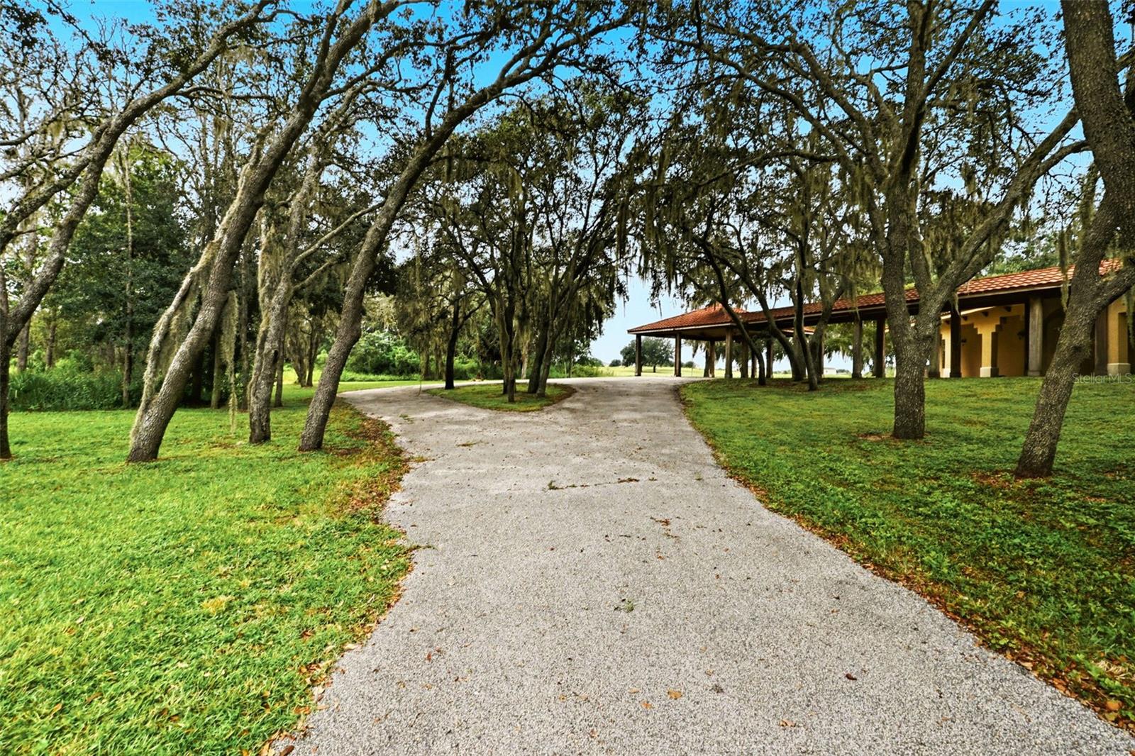 HAPPY TRAILS UNIT 4 - Residential