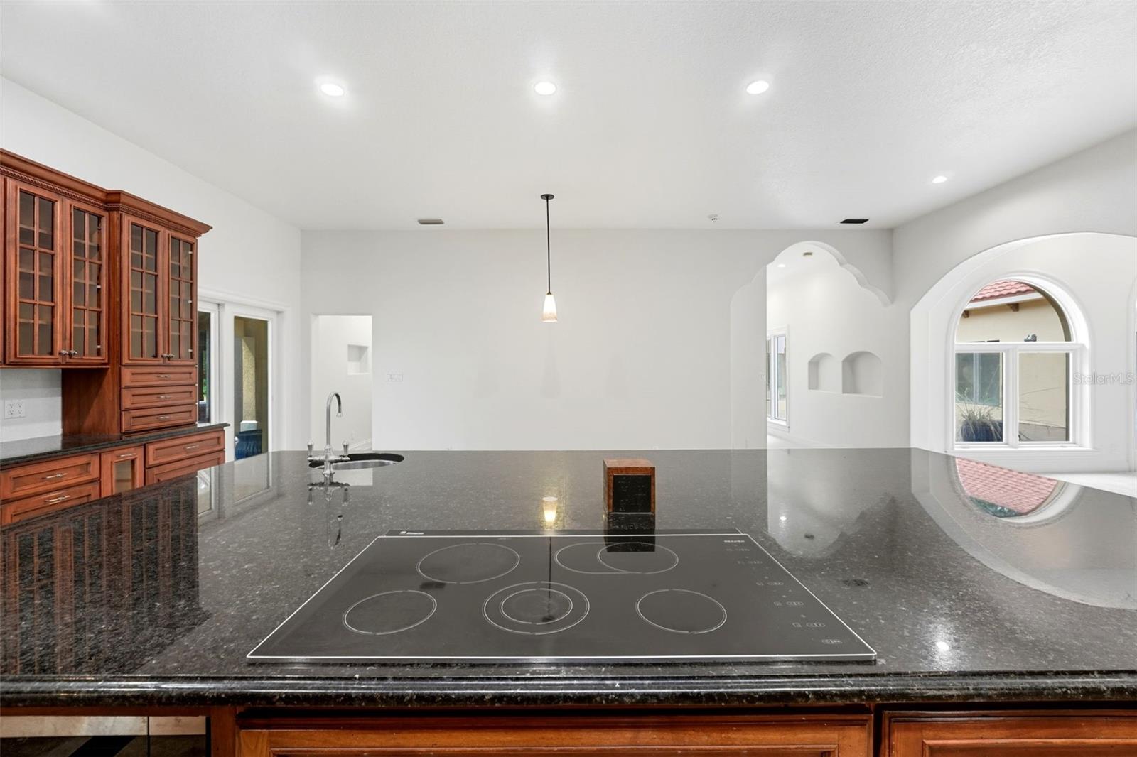 HAPPY TRAILS UNIT 4 - Residential