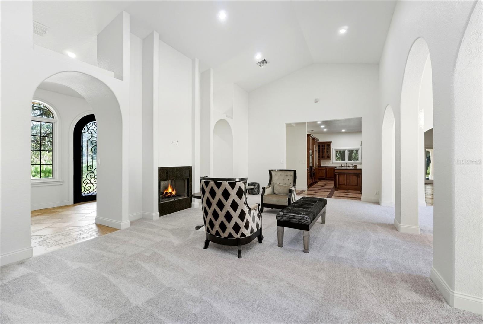 HAPPY TRAILS UNIT 4 - Residential