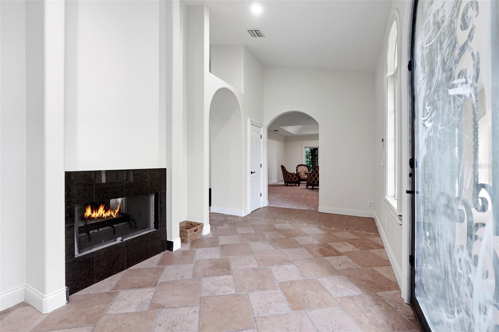 HAPPY TRAILS UNIT 4 - Residential