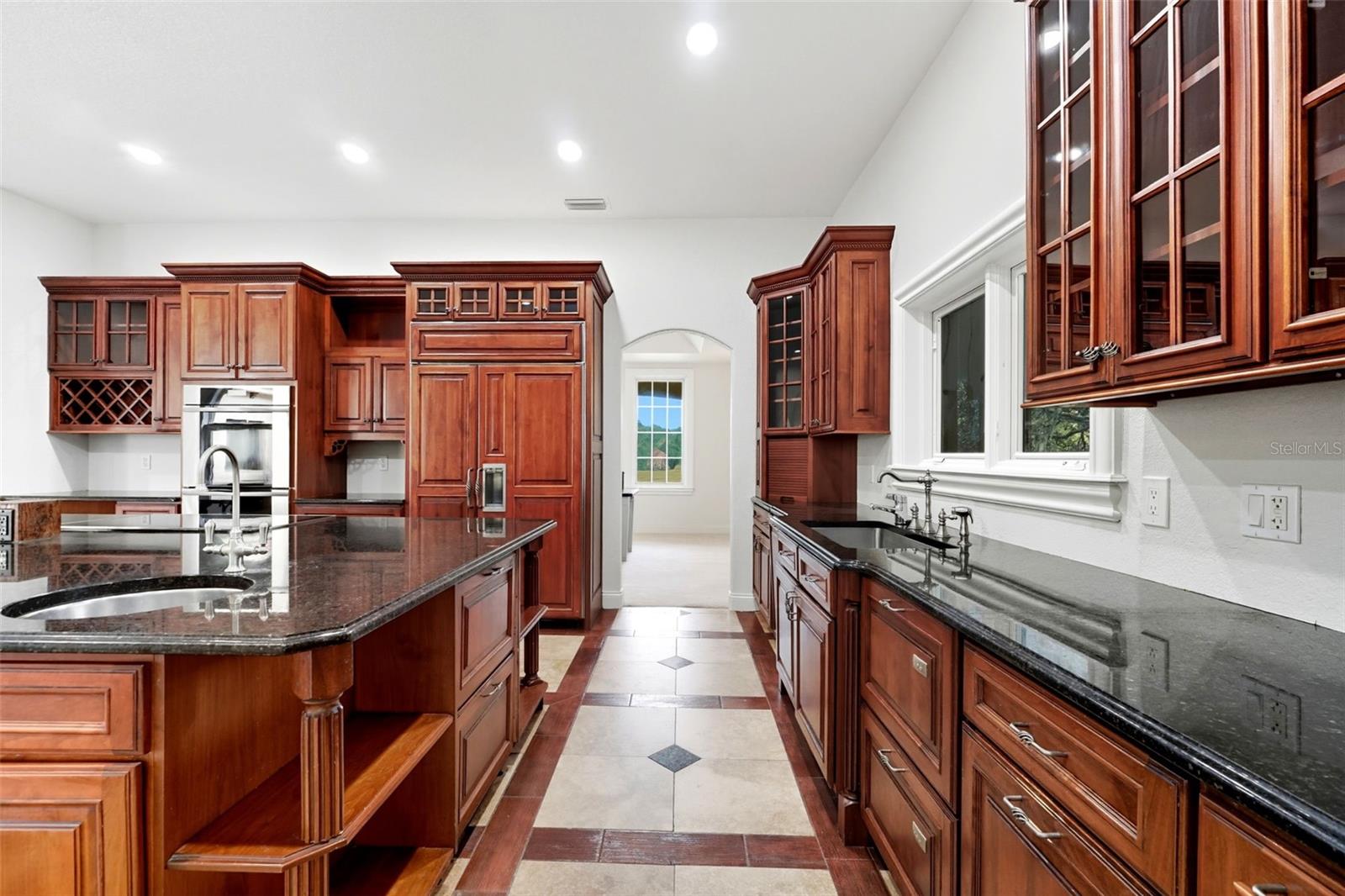 HAPPY TRAILS UNIT 4 - Residential