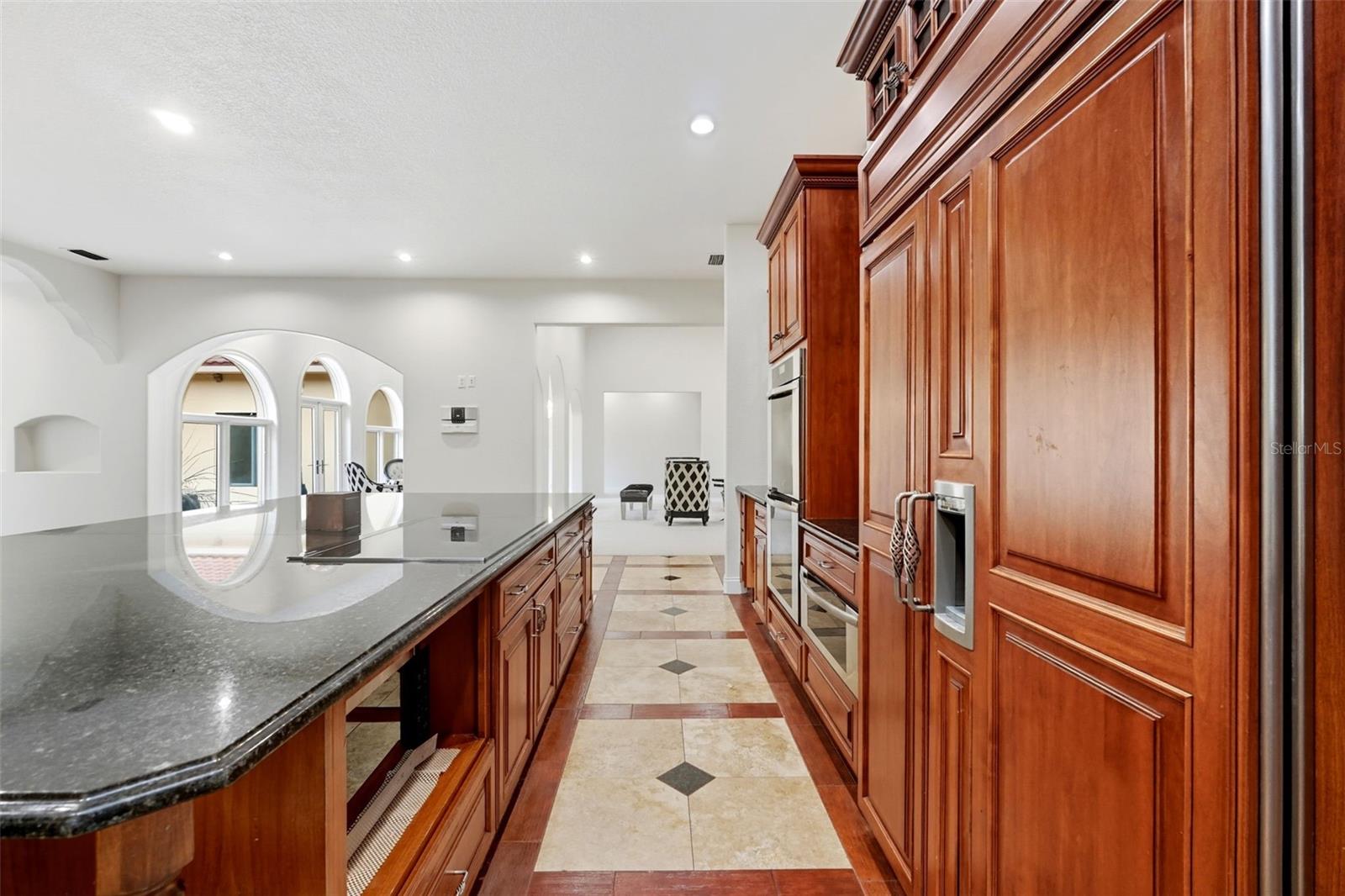 HAPPY TRAILS UNIT 4 - Residential