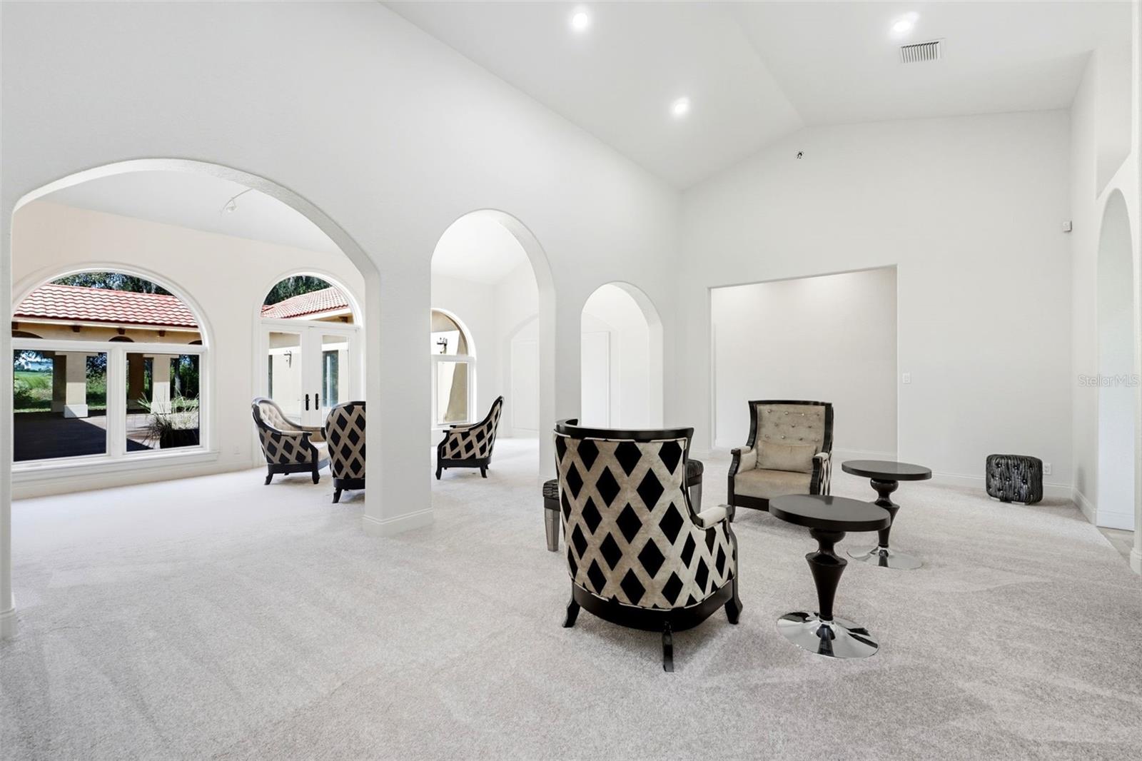 HAPPY TRAILS UNIT 4 - Residential