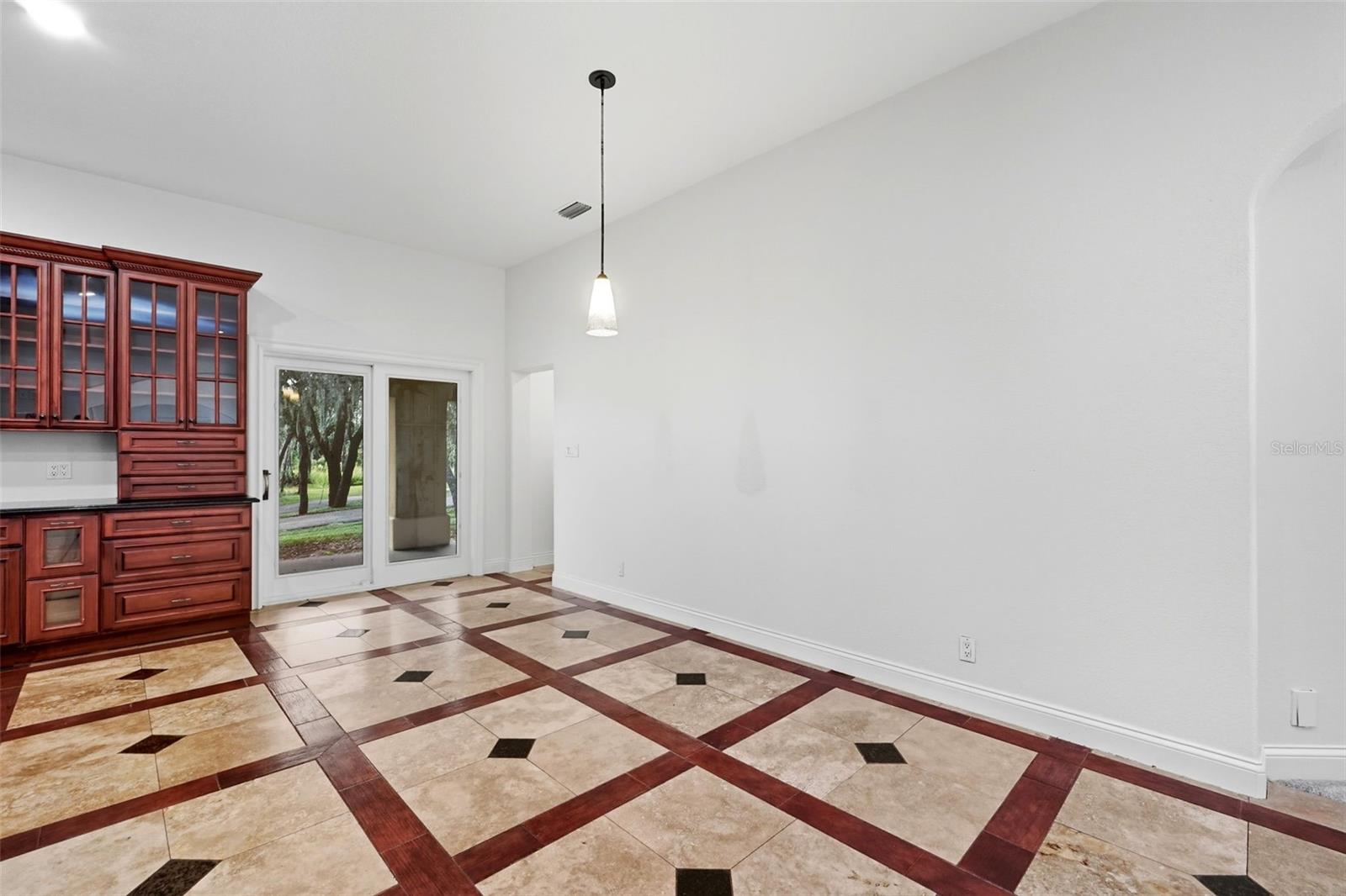 HAPPY TRAILS UNIT 4 - Residential