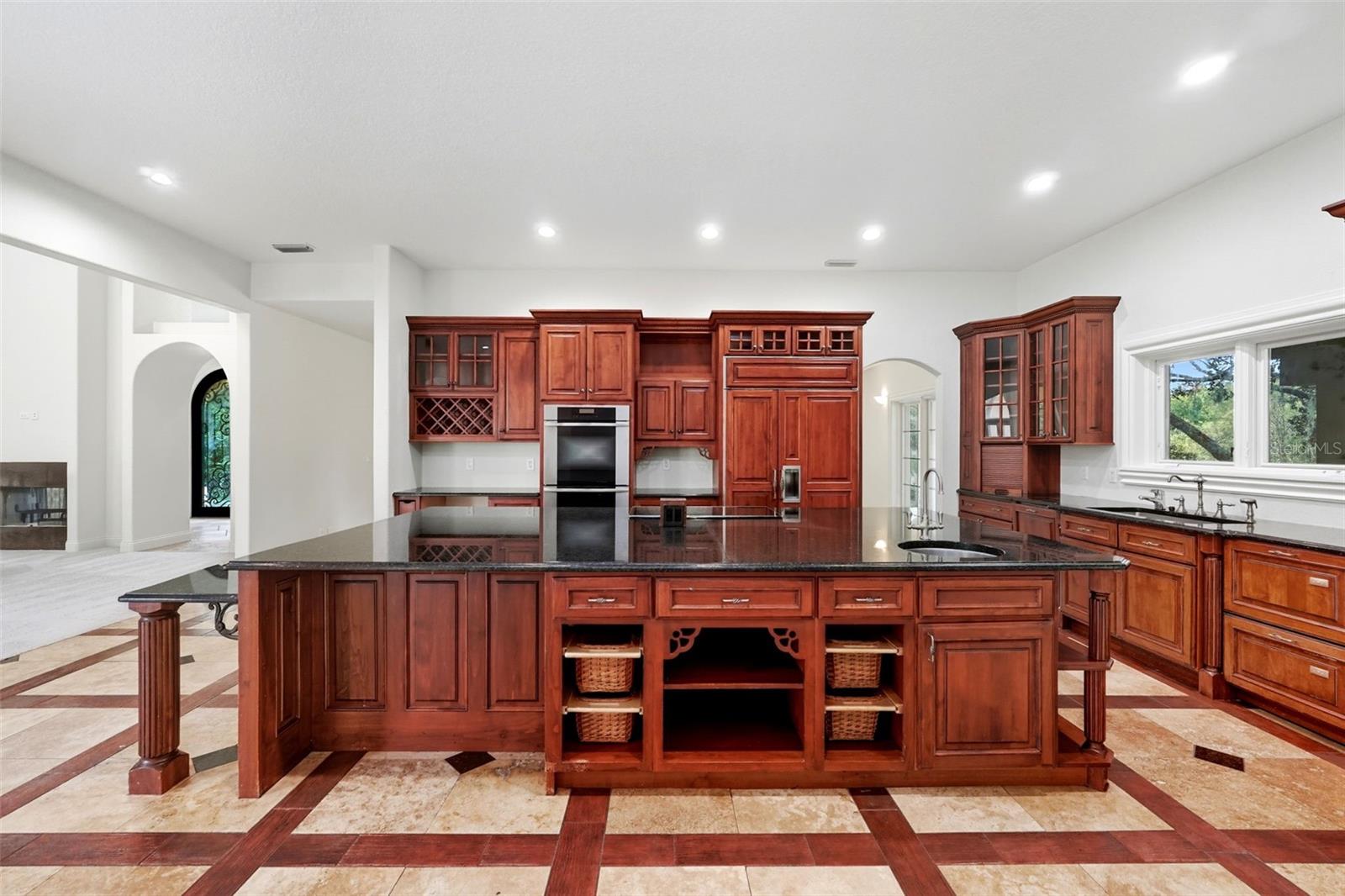 HAPPY TRAILS UNIT 4 - Residential