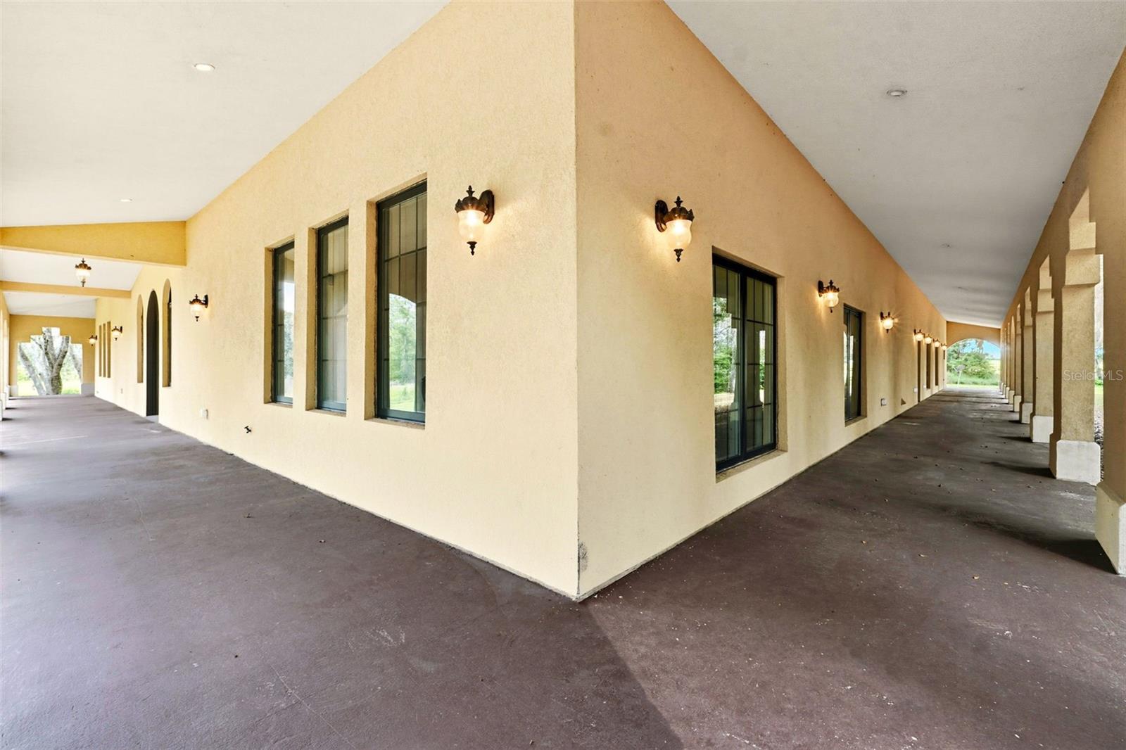 HAPPY TRAILS UNIT 4 - Residential