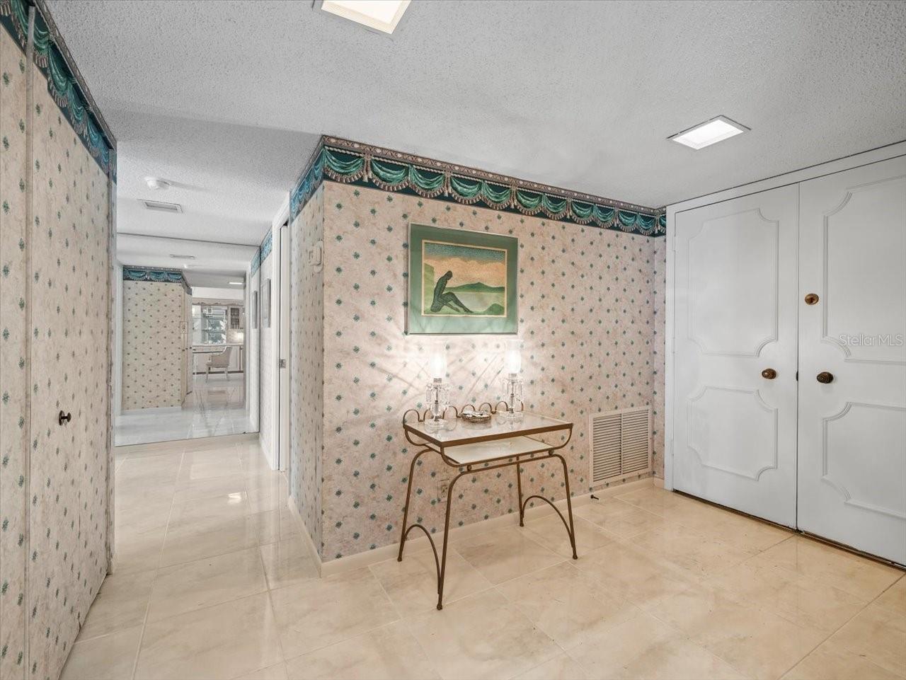 SAND KEY CONDO-SOUTH BEACH 1 - Residential