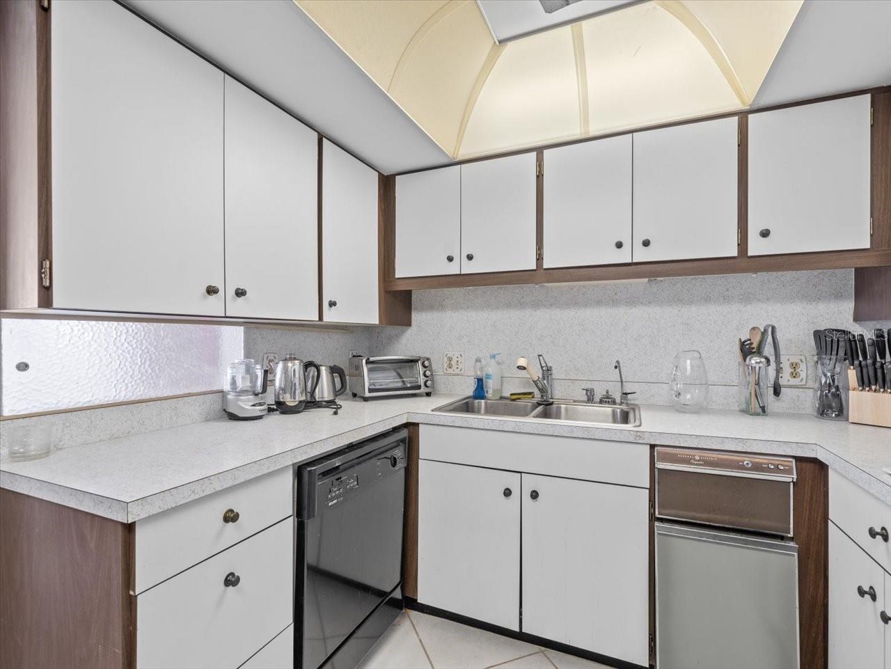 SAND KEY CONDO-SOUTH BEACH 1 - Residential