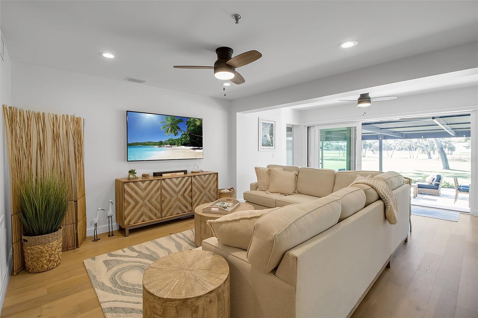 HARBOR OAKS PH I & II - Residential