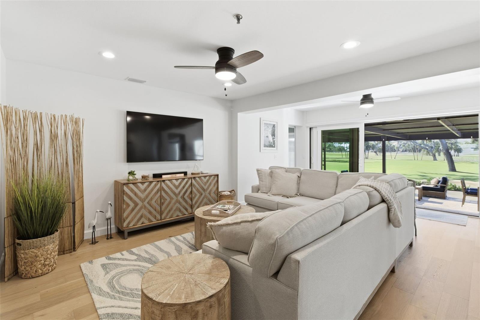 HARBOR OAKS PH I & II - Residential