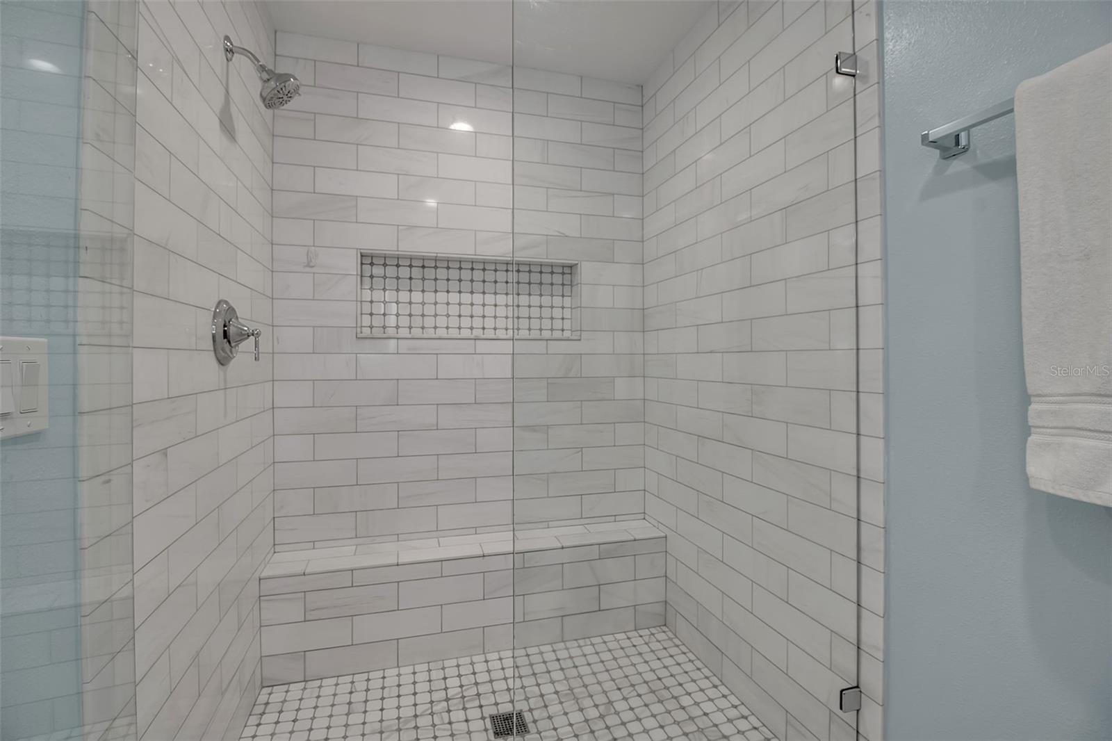 HARBOR OAKS PH I & II - Residential