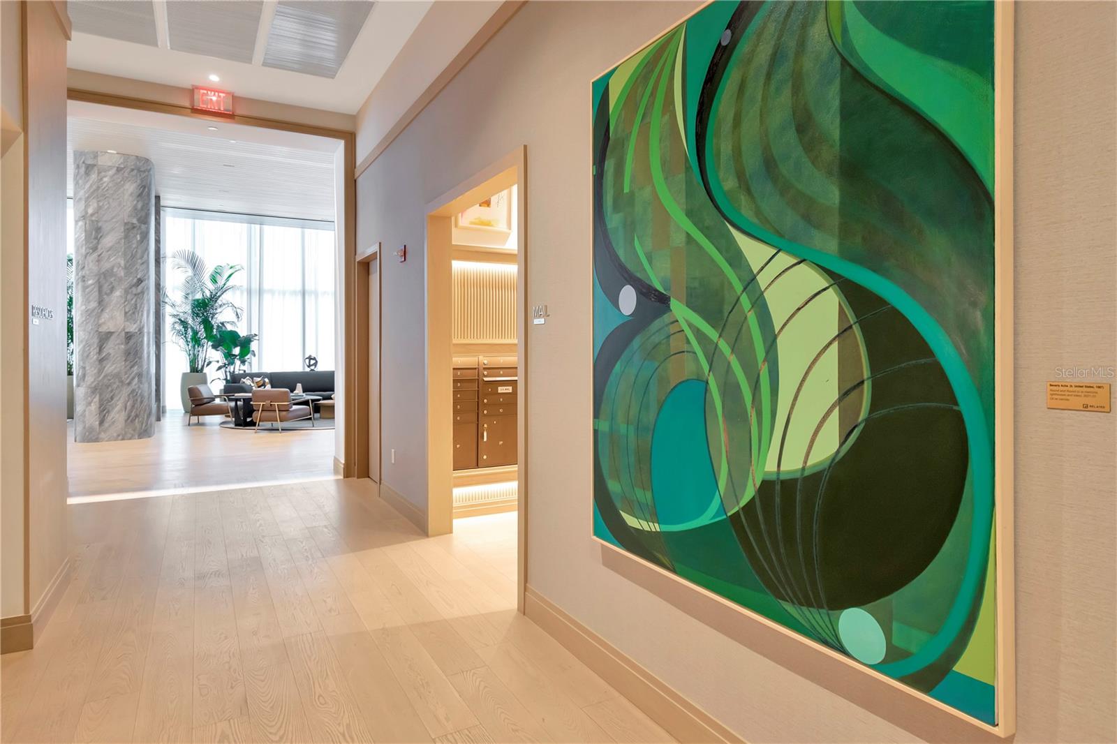 RITZ CARLTON RESIDENCES   BAY OAKS CONDOMINIUM - Residential
